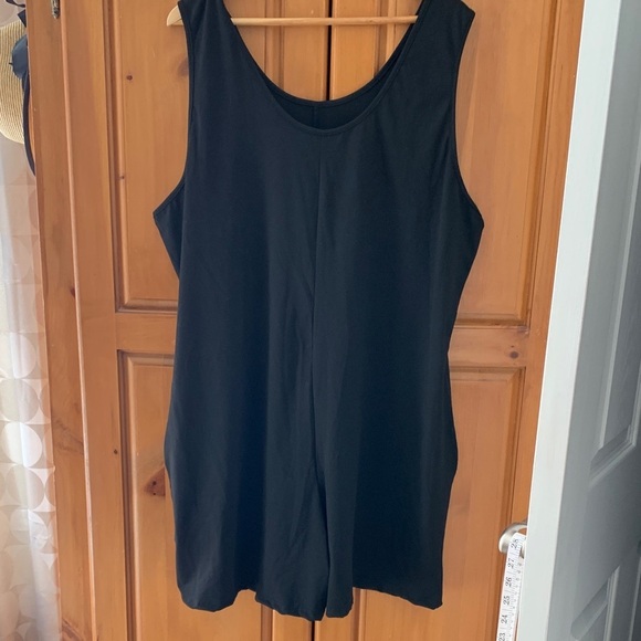 Pants - Black overalls/jumper shorts Sz 3-4X